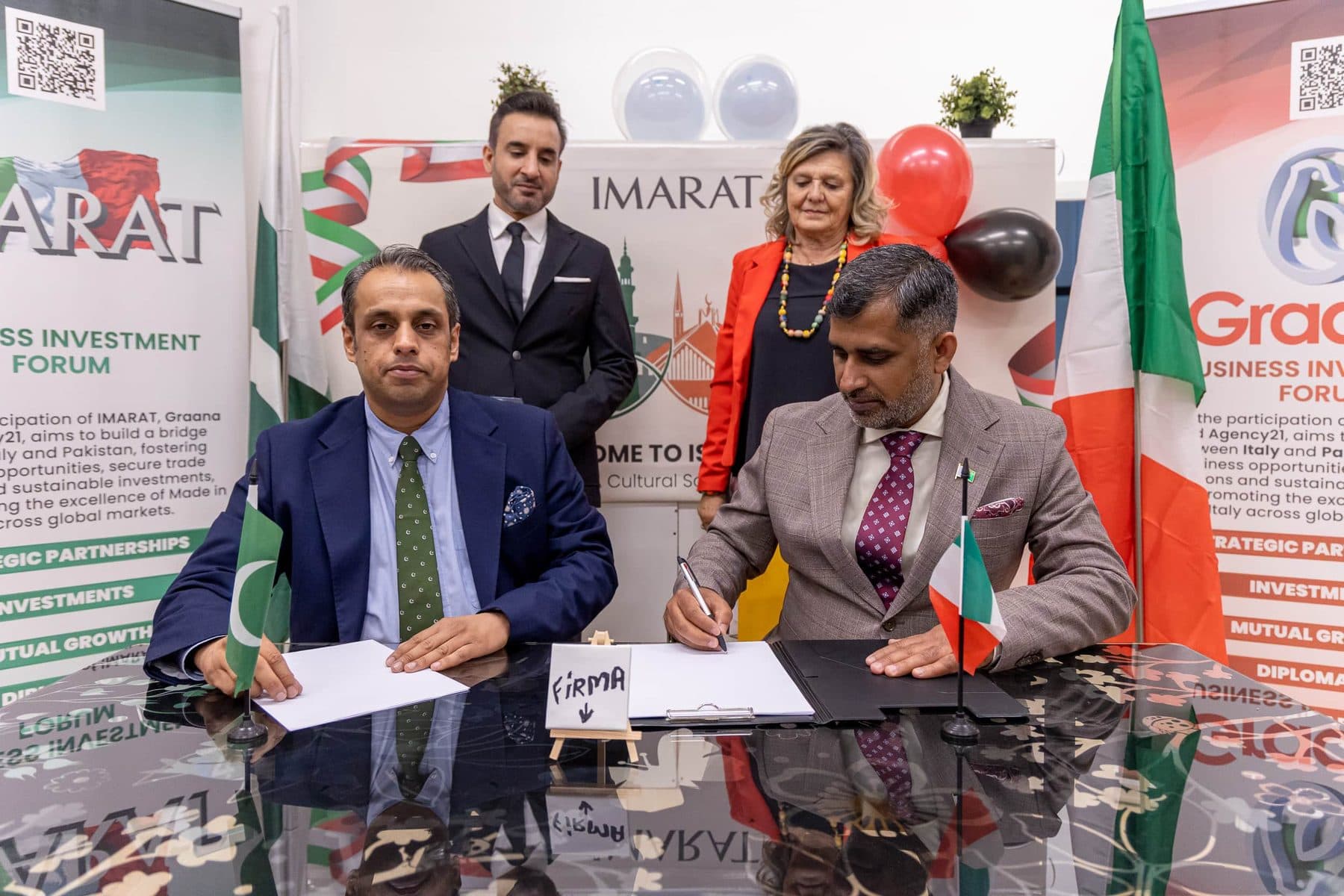 Signing of the memorandum of understanding between ITA-PAK and Imarat Group